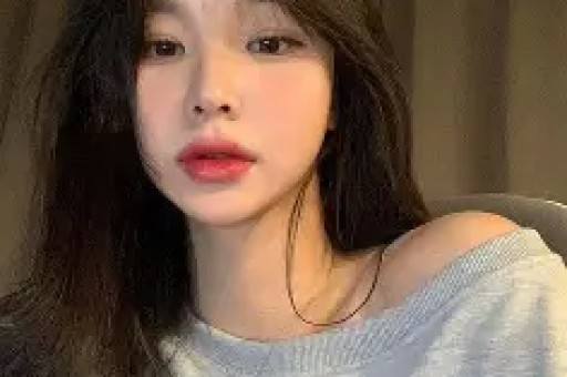 军官给女特务授课竟趁机大发女特务惨了