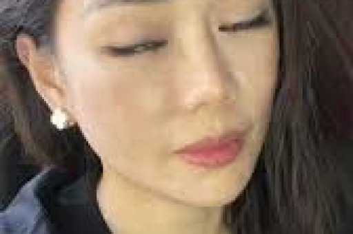娱乐圈“黑料”狂欢吃瓜群众心态及避坑指南