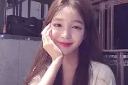女网红指证当红男星恋爱出轨+隐婚生子后续个人信息被粉丝开盒太猖狂！