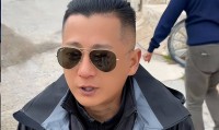 600万粉丝网红彻底翻车！台上喊爱国赚千万台下花600万移民法国真面目太讽刺
